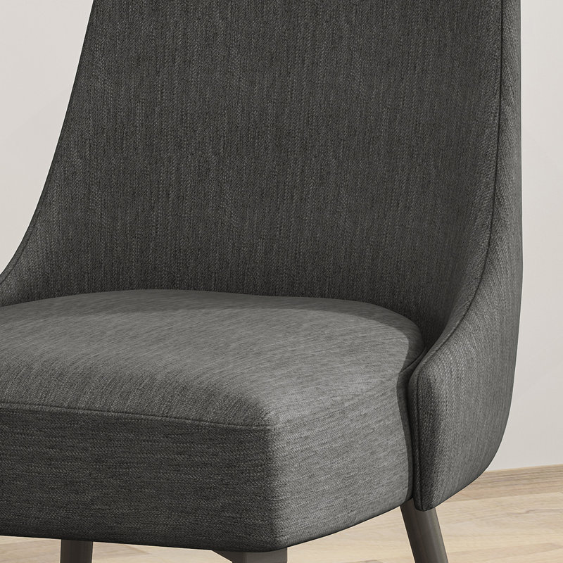 Chaise en tissu