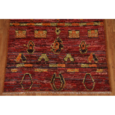 Tapis rouge en laine noué à la main de conception unique 5 pi 4 po x 7 pi 11 po New Age