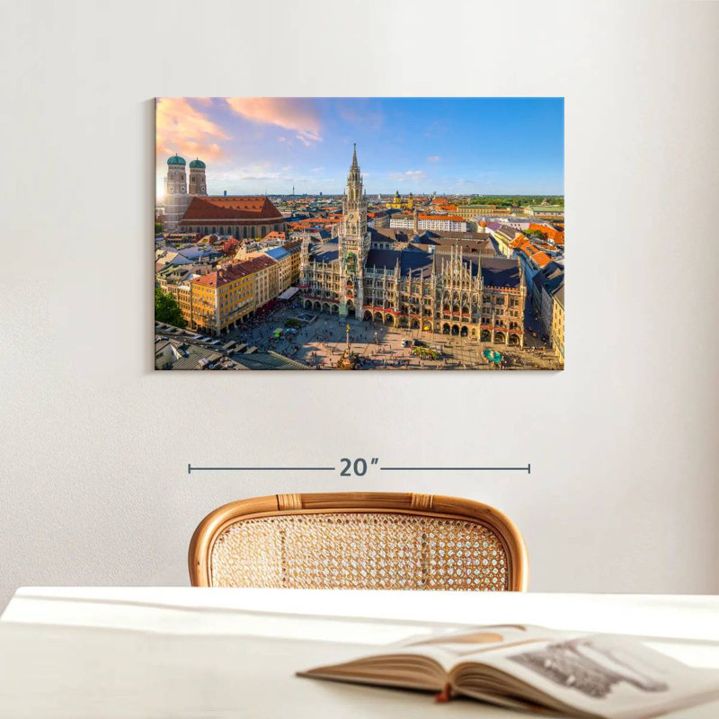 Nicci Munich Skyline, H 16 po x l 24 po