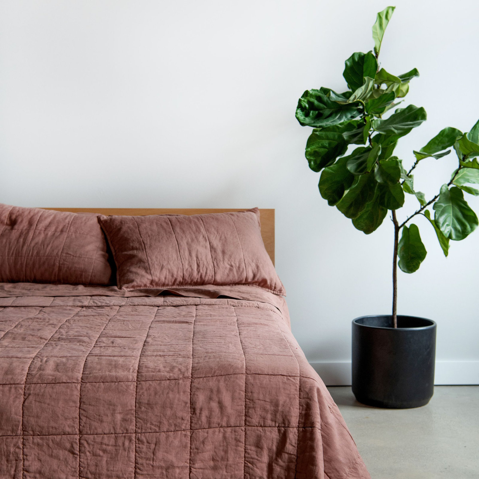 French Linen Shams, King, Clay
