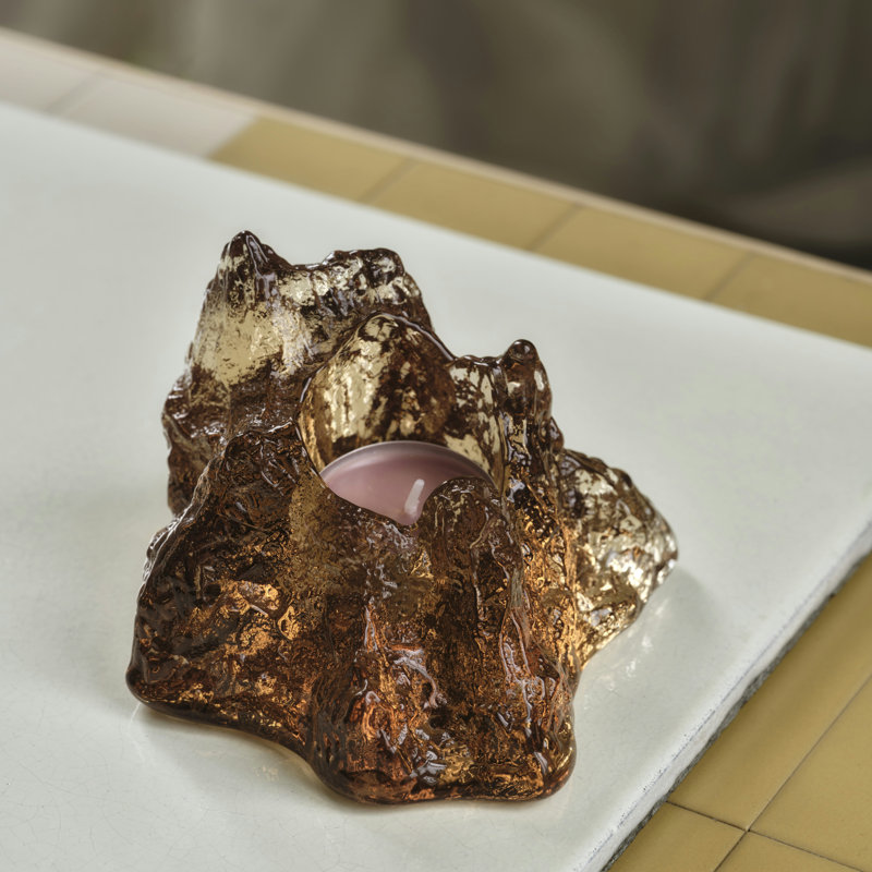 The Rock Votive Bronze, Bronze