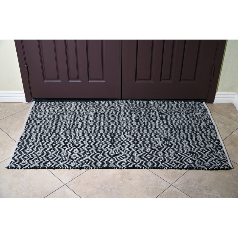 Arnar Argyle Indoor Rug, Rectangle 3' x 5'