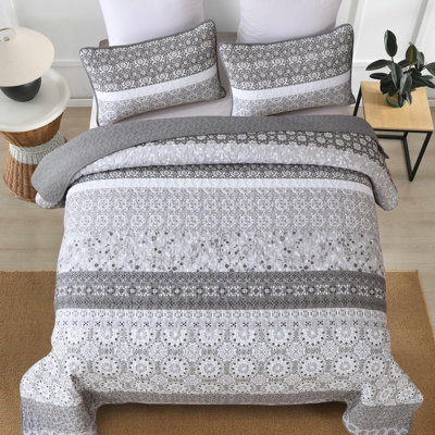 Set of 3 Boho Quilt Set Bohemian Floral Striped Patchwork Bedding Set with Pillowcases Lightweight Microfiber Bedding Set