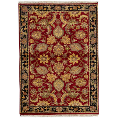 Crown Wool Floral Area Rug
