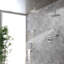 Pomme de douche de luxe à système de douche mural en laiton massif avec valve brute-125422275