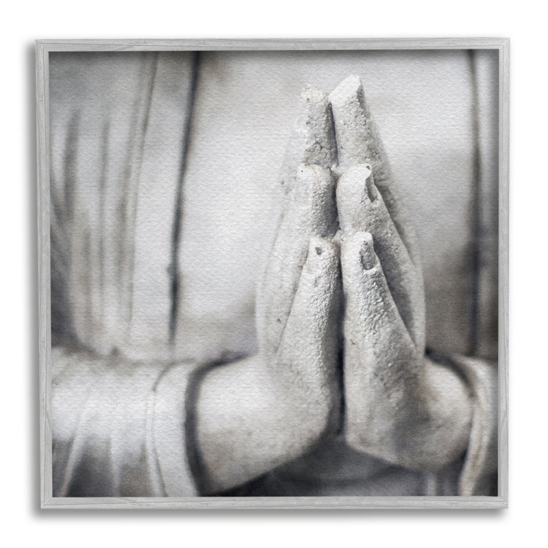 «Buddha Prayer Hands on Wood» par LSR Design Studio Print, Estampe numérique Farmhouse, H 12 po x l 12 po x P 1,5 po