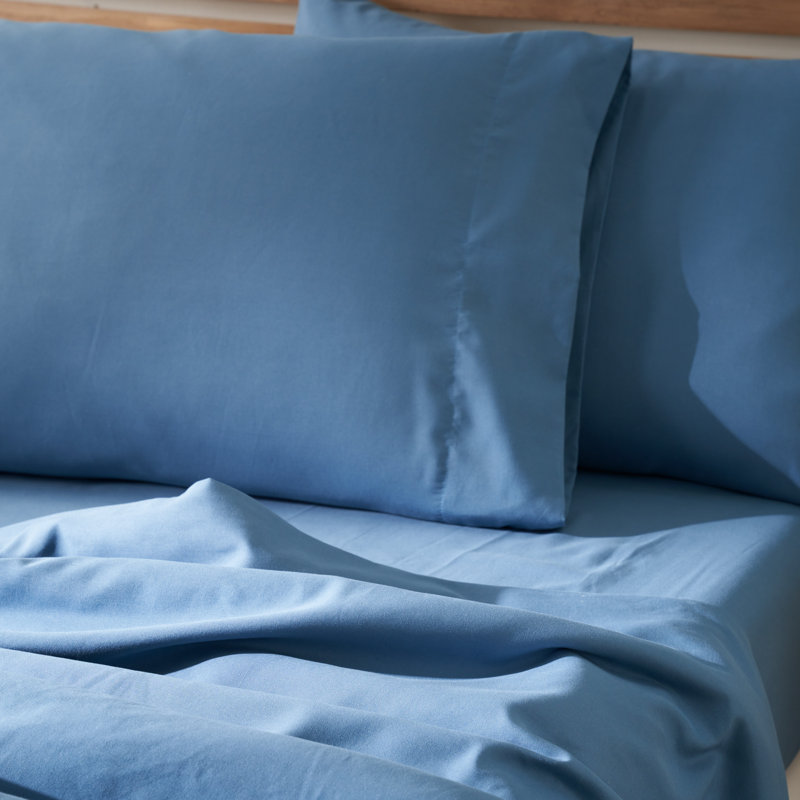 Dreamscape Microfiber Pillowcase - Set of 4, King Case Pack + 1 Fitted Sheet + 2 Pillowcases, Blue