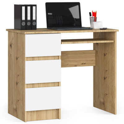 Simreet Desk