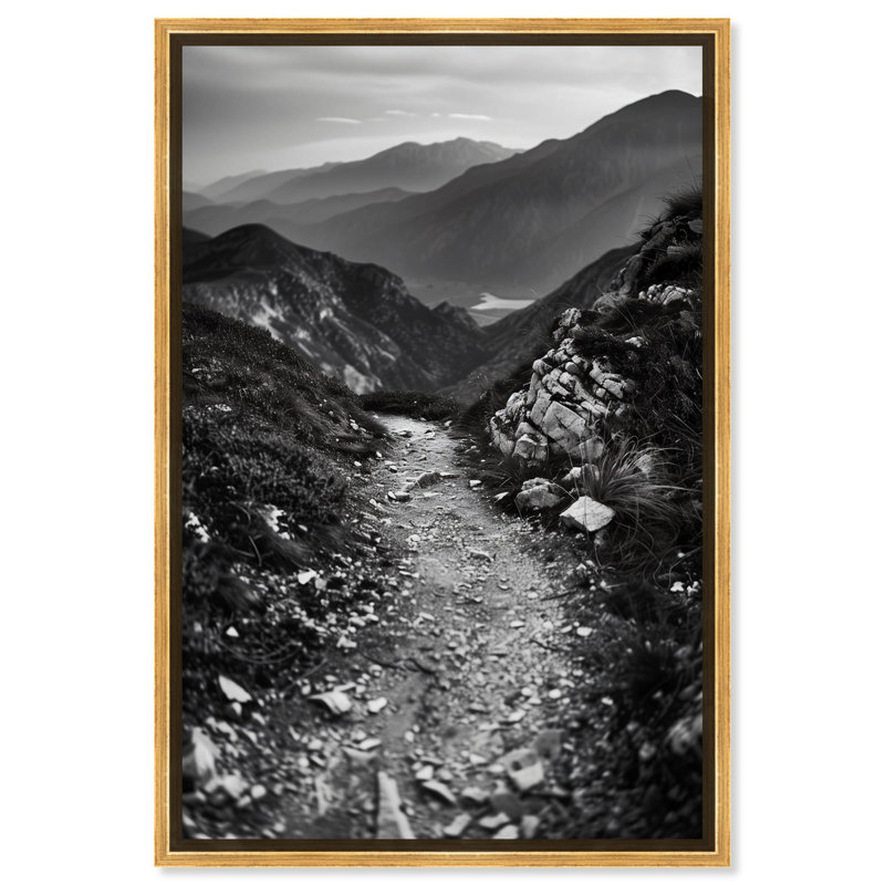 «Mountain Trail», impressions sur toile noires et blanches par Notoriart, Cadre doré, H 31 po x l 21 po
