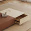 Table basse en rondins de bois-108793766