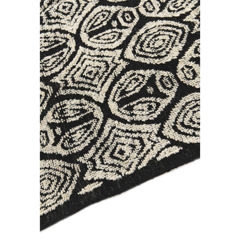 Tapis noir Judy