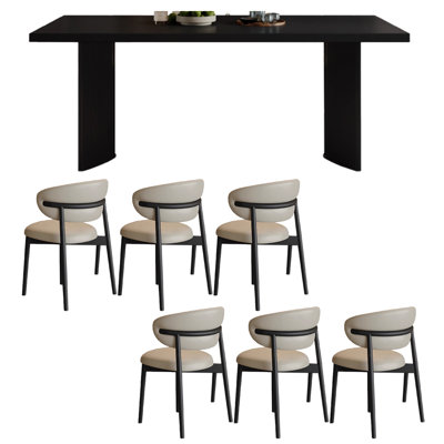 Table de salle à manger noire