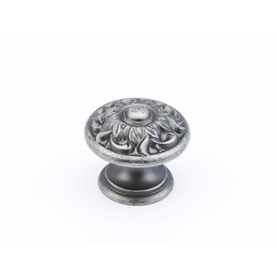 Corinthian Round Knob
