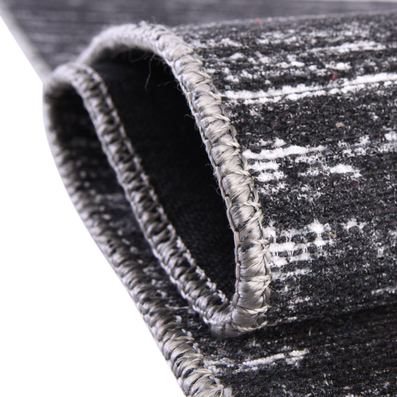Tapis noir en chenille tissé à la machine Ikhasa, Rectangle 6 pi x 9 pi