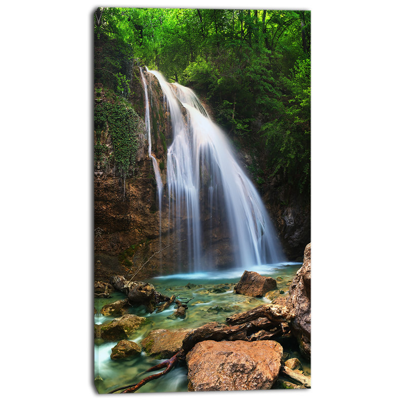 Chute d'eau - reproduction de photo sur toile, H 20 po x l 12 po x P 1po, Toile tendue