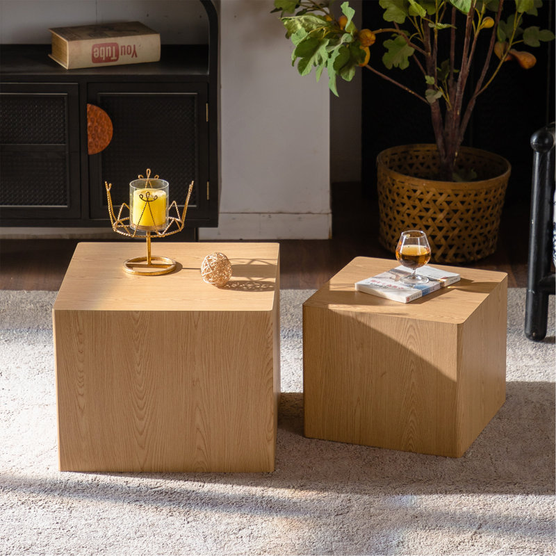 Ensemble de 2 tables basses cubiques en bois naturel