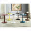 Table basse ronde en bois blanche compacte pour les petits espaces, conception fonctionnelle compacte