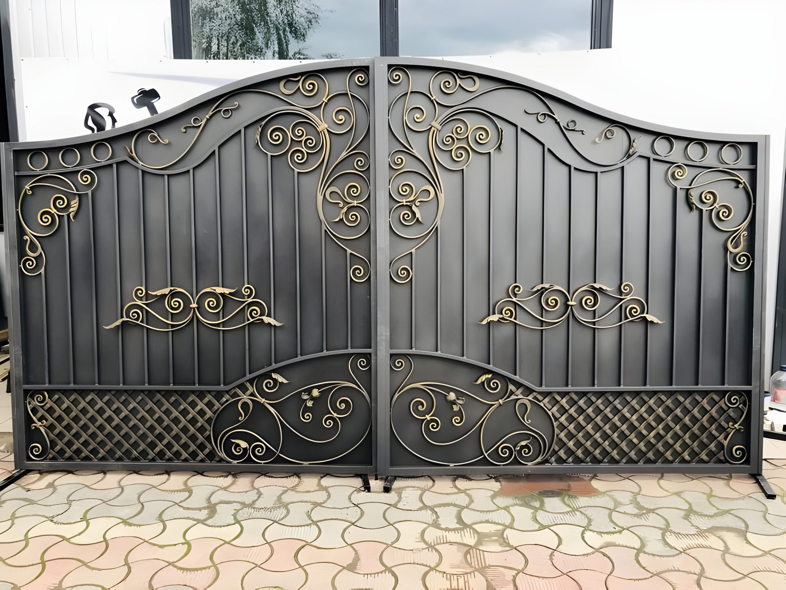 TAIMCO Model-083 Black Metal Gate - Wayfair Canada