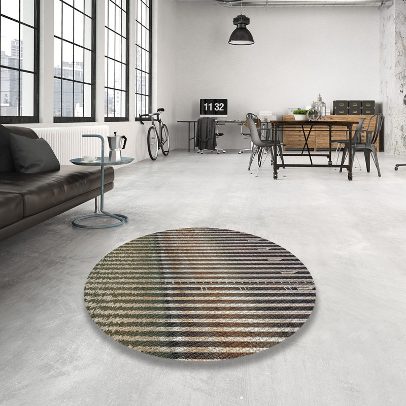 Striped Indoor Rug, Round 8'