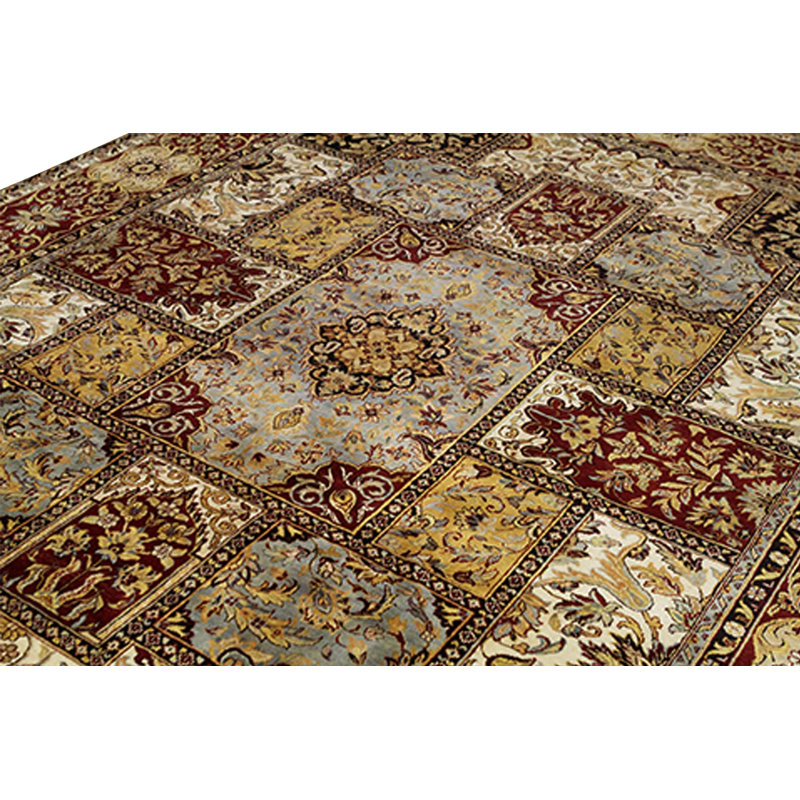 Wool Oriental Area Rug in Brown/Red/Beige/Light Blue
