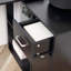 Bureau d'ordinateur de coin en L noir pivotant à 180 °, poste de travail avec tablettes indépendantes, tiroirs et armoire de rangement-619266792-619266795