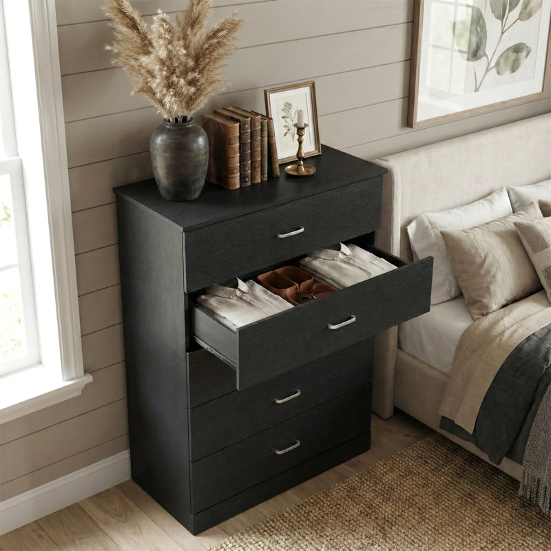 Allyannah 5 Drawer 47.2'' H Dresser, Black Oak