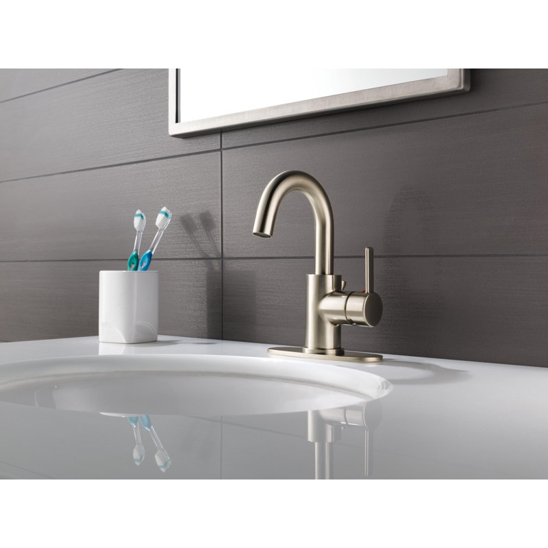 Single-Hole Single-handle Bathroom Faucet with Drain Assembly, Brushed Nickel