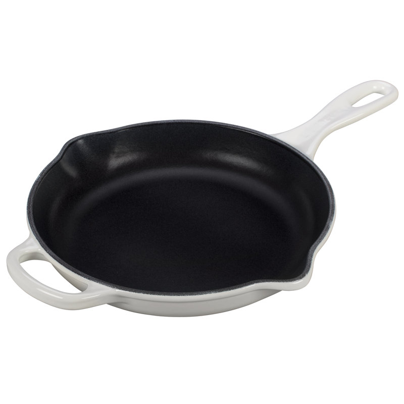 Le Creuset Enameled Cast Iron Skillet, White, 11.75"