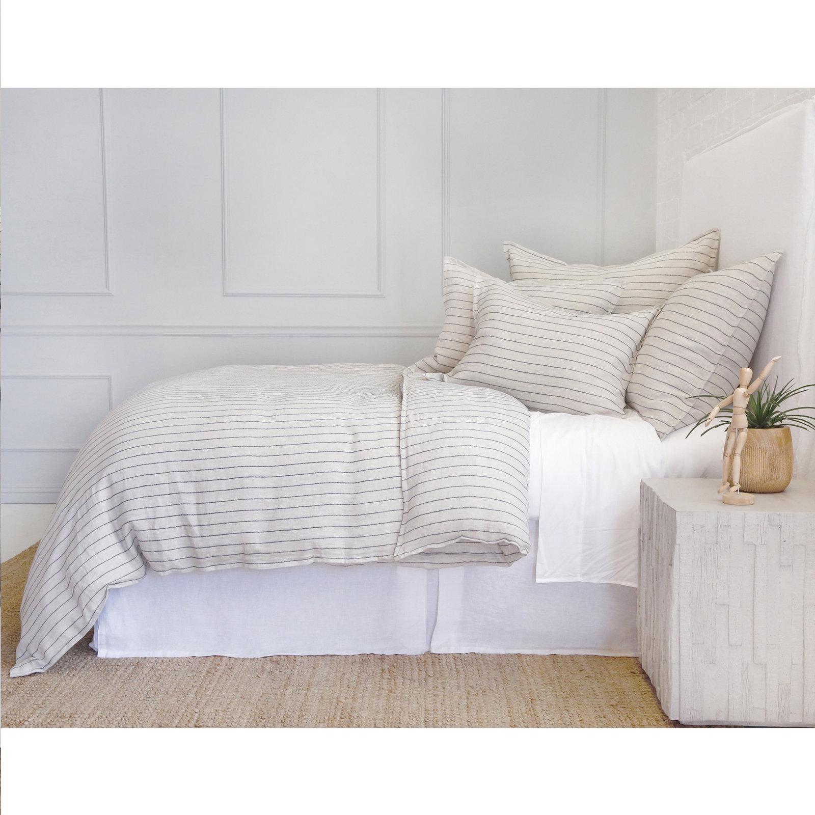 Blake Linen Duvet Cover Set, King, Flax/Midnight