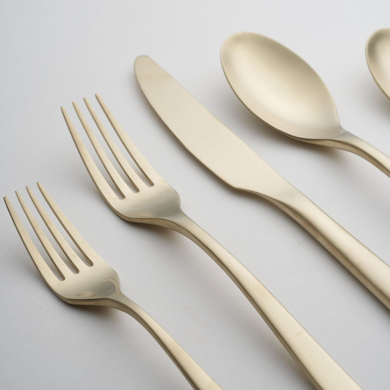 Averie Flatware Set - Service for 4, Champagne Satin
