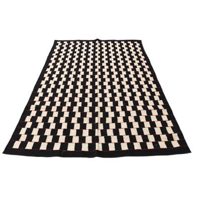Tapis noir et blanc Newsom
