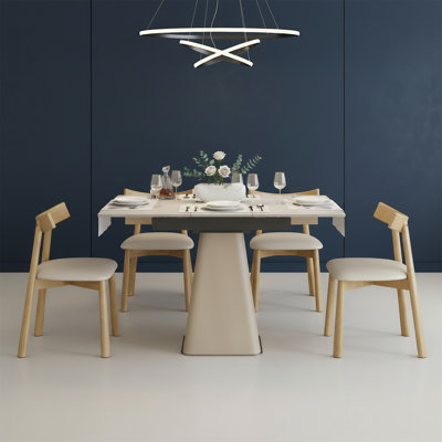 Ensemble de salle à manger 5 pièces: table de salle à manger extensible avec 4 chaises à pieds en bois et bases en cuir