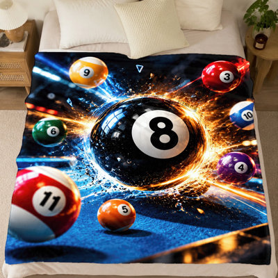 Couverture en flanelle imprimée billard à 8 boules (1 pièce) – Scène d'action dynamique ; Couleurs vives ; Confortable et douillet ; Lavable à la machine ; Parfait pour décorer une salle de jeux ; Un cadeau unique pour les amateurs de literie et de canapés