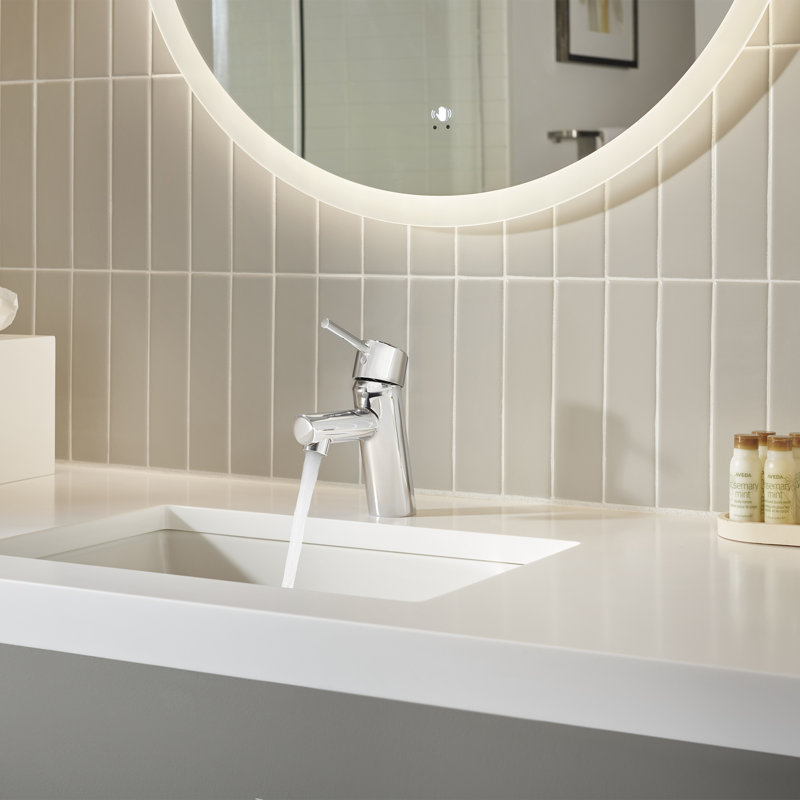 Robinet de salle de bain à un trou Concetto ™, Chrome, Ensemble de drain inclus : Oui