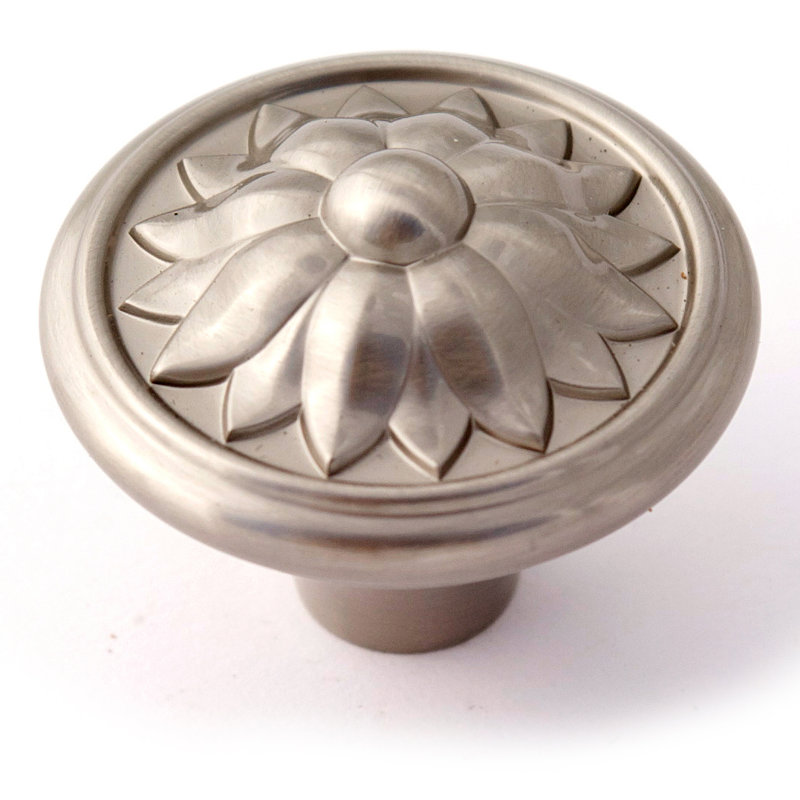 Poignée champignon 1 1/2 po Fiore, Nickel satiné, H 1,25 po x l 1,5 po x P 1,5 po