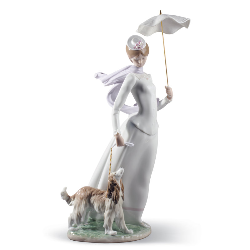 Figurine Dame avec châle