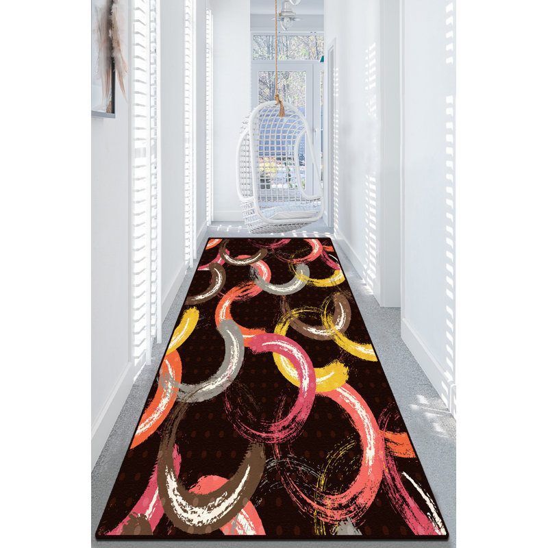 Tapis noir / rouge Mccarver, Rectangle 3 pi 11 po x 5 pi 11 po