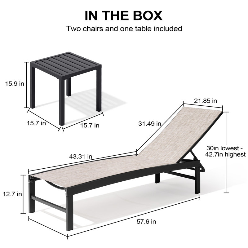 Chaise longue de patio inclinable en métal avec table carrée (ensemble de 3), Beige