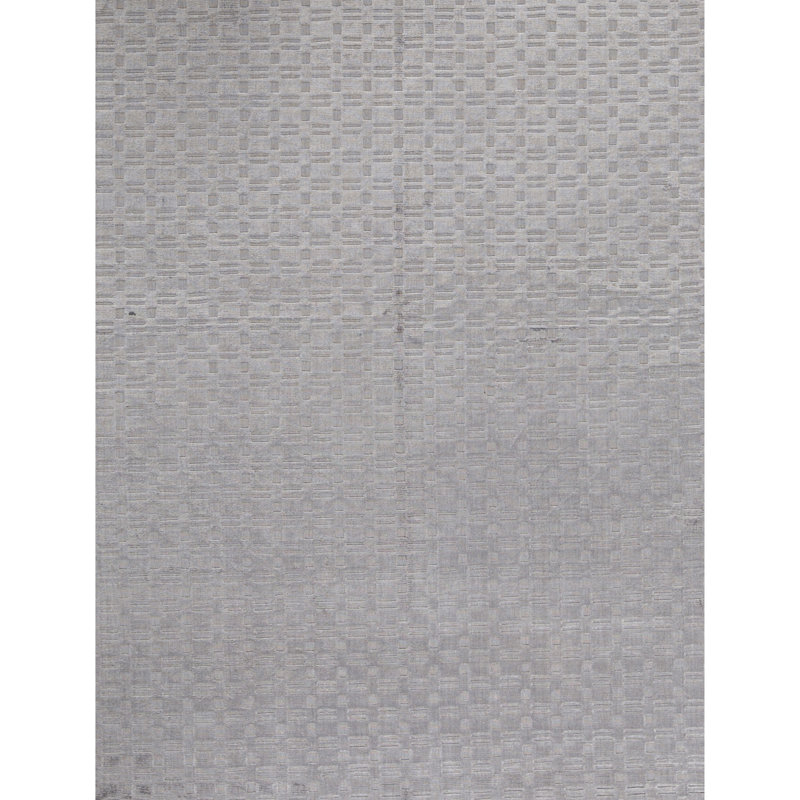 Geometric Area Rug in Silver, Rectangle 5'9" x 8'9"