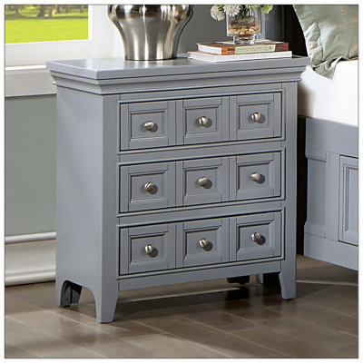 Transitional Style Solid Wood 3-Drawer Nightstand With Round Knobs, Perfect For Modern And Classic Bedrooms