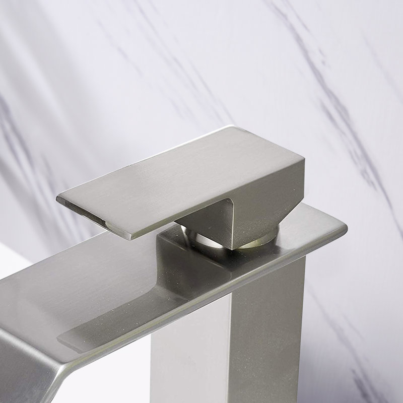Robinet de salle de bain élégant, style cascade, acier inoxydable, nickel brossé et robinet à contrôle de température accrédité, rouille