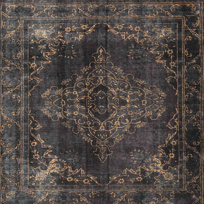 Sipan Oriental Indoor Rug