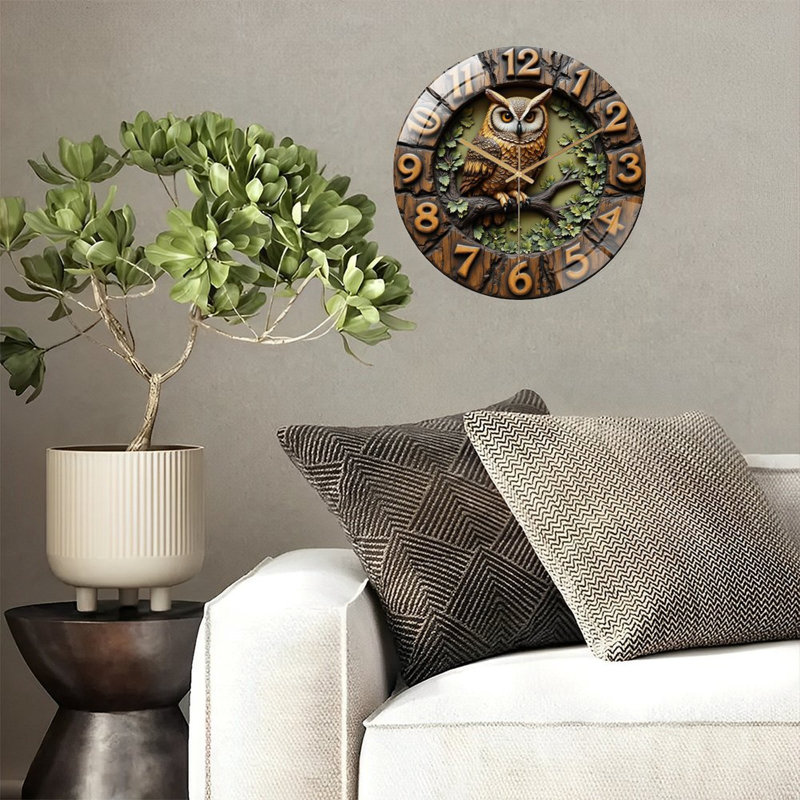 Horloge murale en bois avec hibou