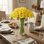  Fleurs de lys Calla Real Touch, 24 pièces avec vase en verre et eau artificielle, longue tige de 15 po pour centre de table de mariage, bouquet de mariée, maison
