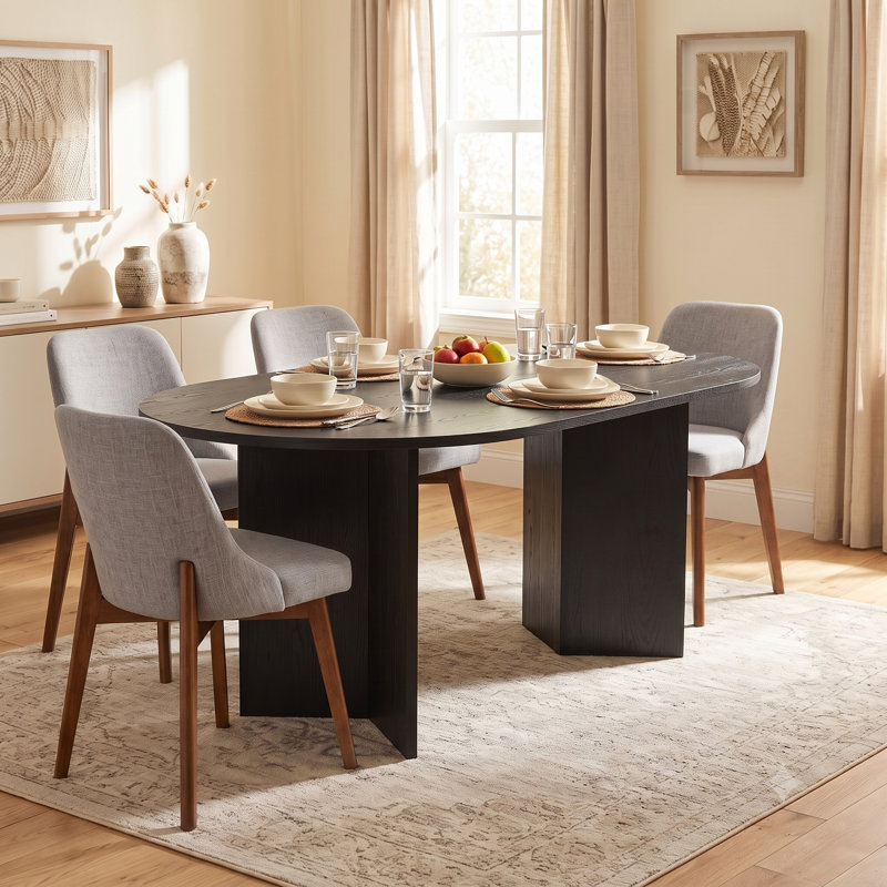 Tables de cuisine ovales noires de 67 po avec 4 chaises de salle à manger Daryl, 5 Pieces: Table, 4 Chairs