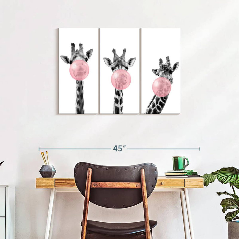 Trois girafes Three Bubble Gum 3 pièces, H 24 po x l 38 po x P 1,25 po