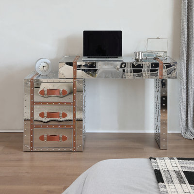 Stainless steel box Makeup vanity