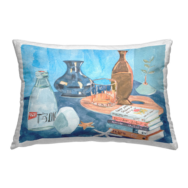 Coussin d'extérieur à imprimé de natures mortes avec pile de livres par Melissa Wang
