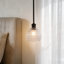 Luminaire suspendu simple avec abat-jour en verre