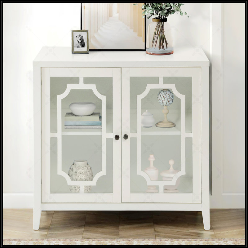 Console blanche avec 2 portes en verre et une conception en bois, beaucoup de rangement pour les objets décoratifs et les objets de collection.